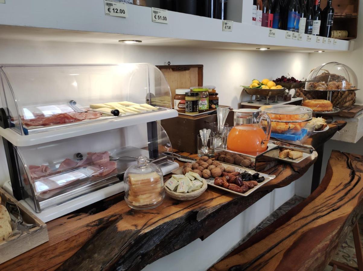 Boutique Rooms And Breakfast Granveliero Trapani Exterior foto