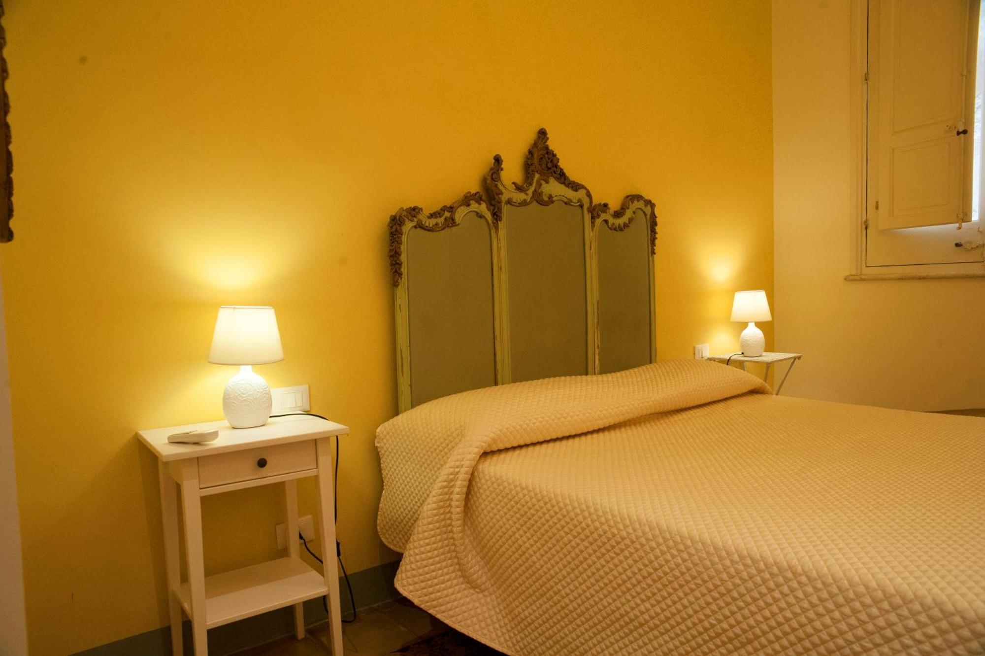 Boutique Rooms And Breakfast Granveliero Trapani Exterior foto