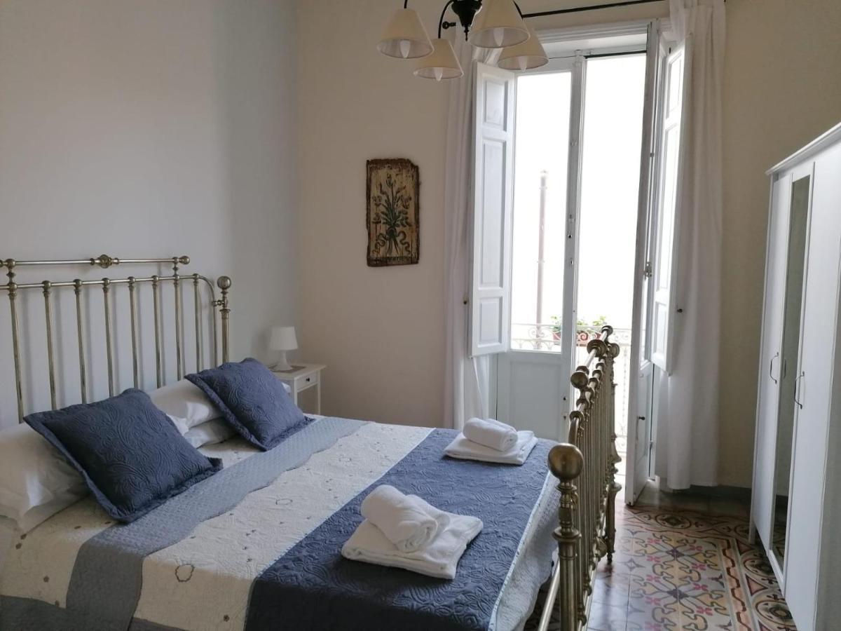 Boutique Rooms And Breakfast Granveliero Trapani Exterior foto